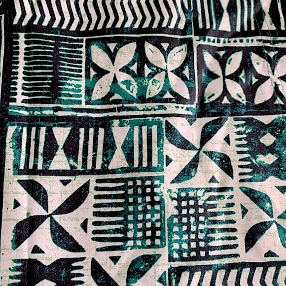 RipSkirt Hawaii Emerald Teaberry Wrap Skirt - Picture 12 of 14